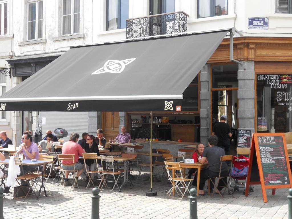 B&B L'Arbre De Vie Ixelles ภายนอก รูปภาพ