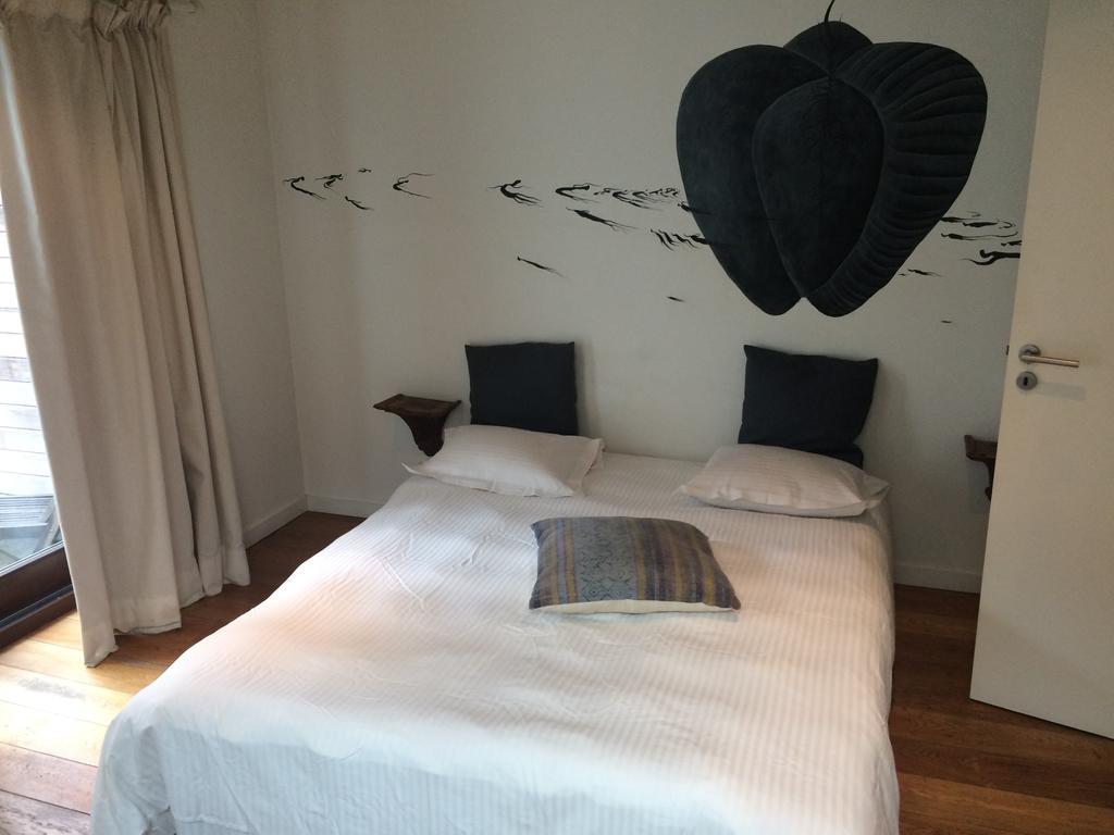 B&B L'Arbre De Vie Ixelles ภายนอก รูปภาพ