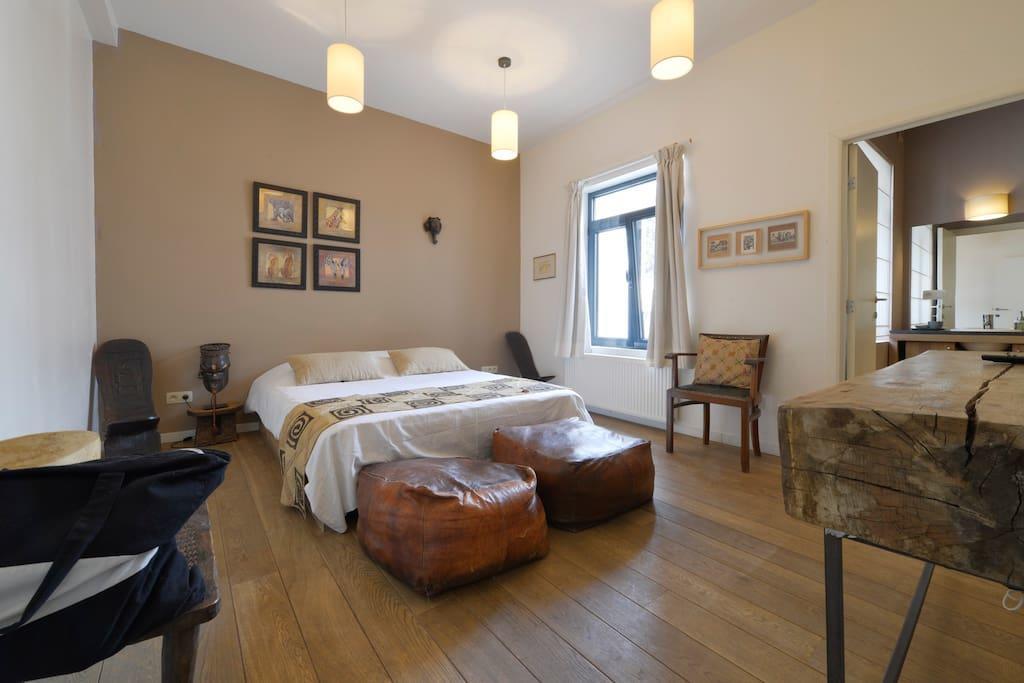 B&B L'Arbre De Vie Ixelles ภายนอก รูปภาพ
