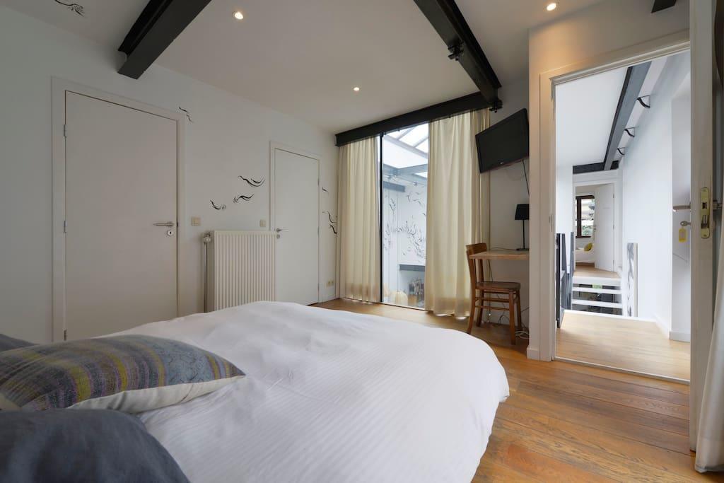 B&B L'Arbre De Vie Ixelles ภายนอก รูปภาพ