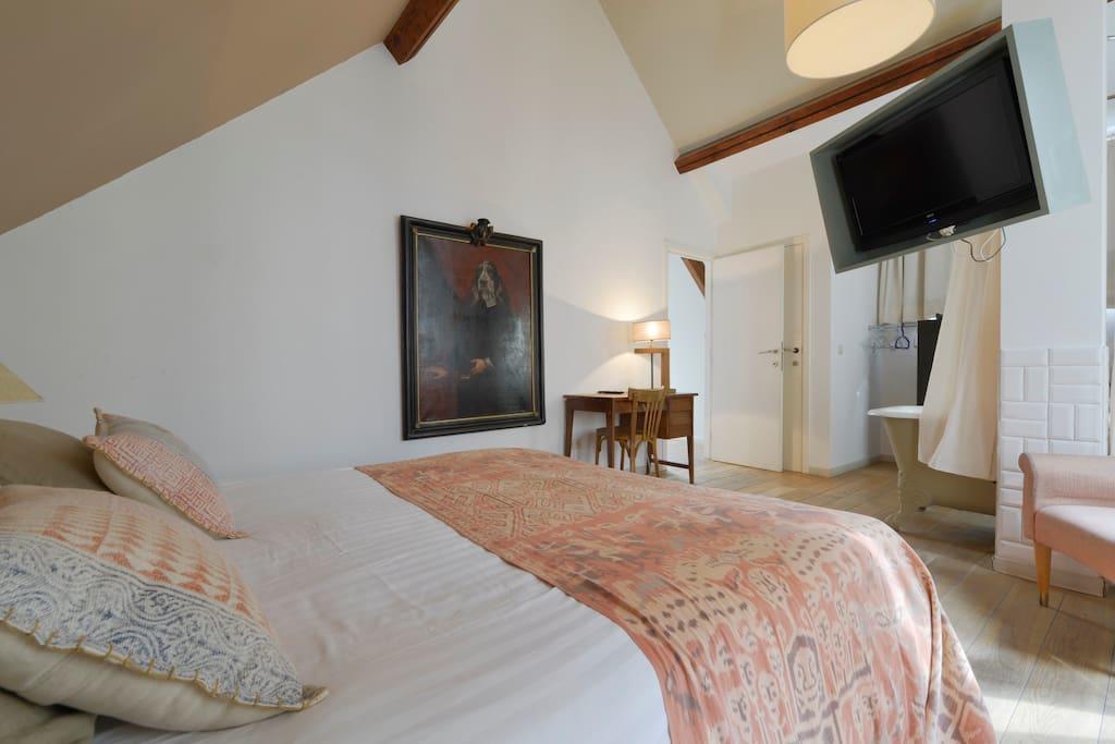 B&B L'Arbre De Vie Ixelles ภายนอก รูปภาพ