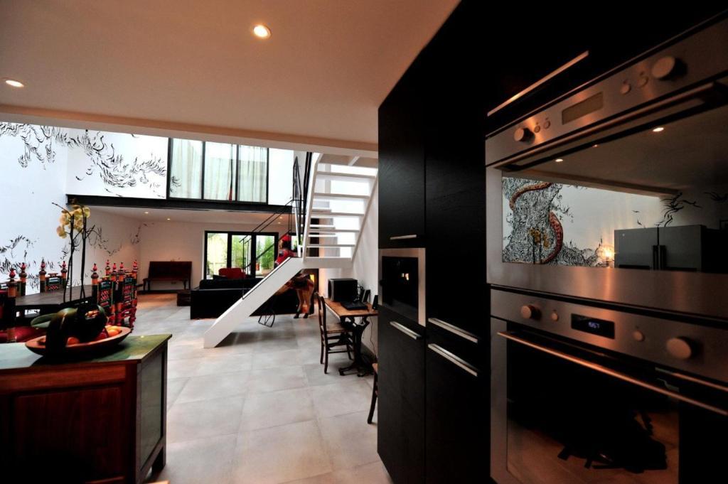 B&B L'Arbre De Vie Ixelles ภายนอก รูปภาพ